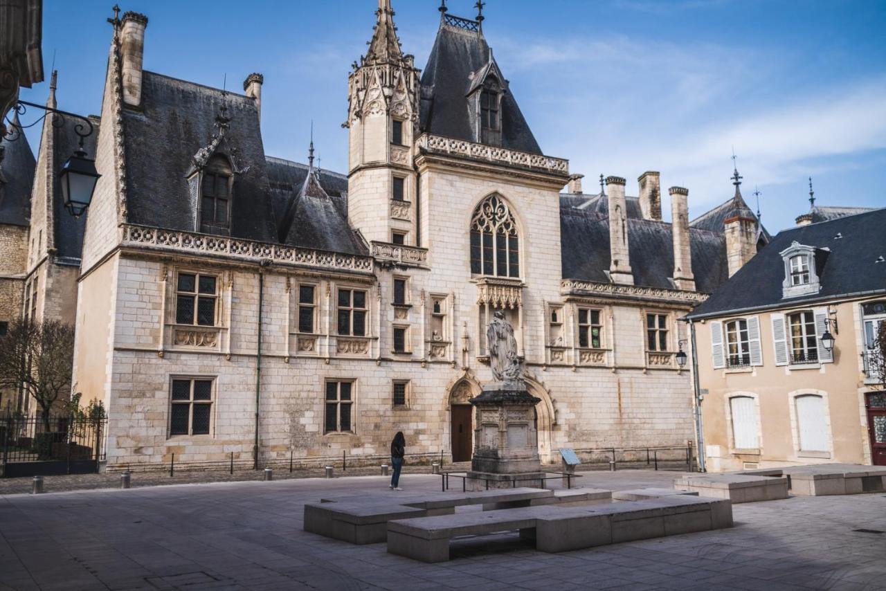 L'Annexe D'Auron, Charmant F2 Au Coeur De Bourges Ngoại thất bức ảnh